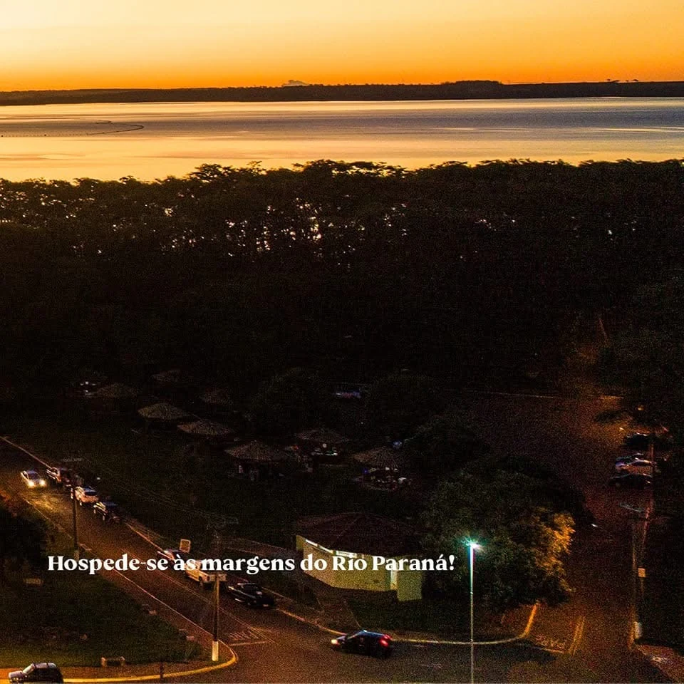 Hospede-se às margens do Rio Paraná, em Ilha Solteira